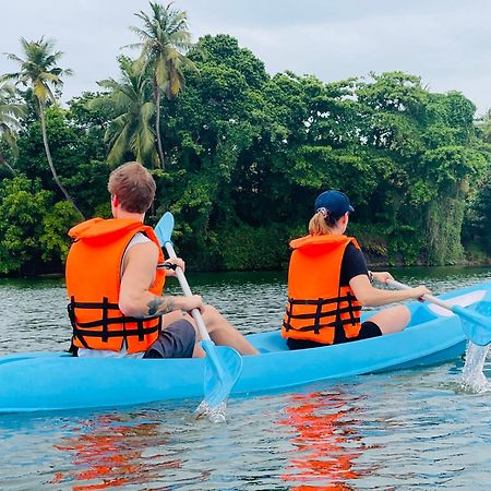 Aki Luna Lagoon Resort ヒッカドゥワ エクステリア 写真