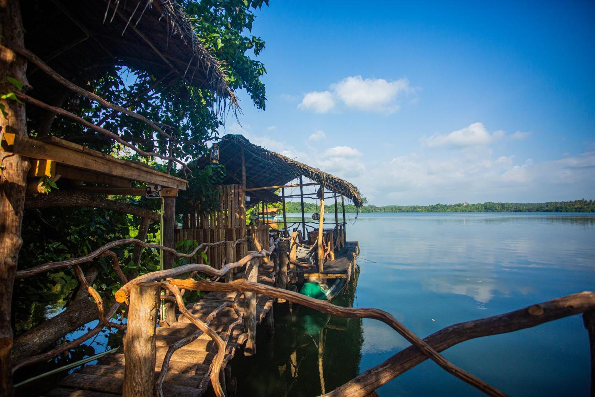 Aki Luna Lagoon Resort ヒッカドゥワ エクステリア 写真