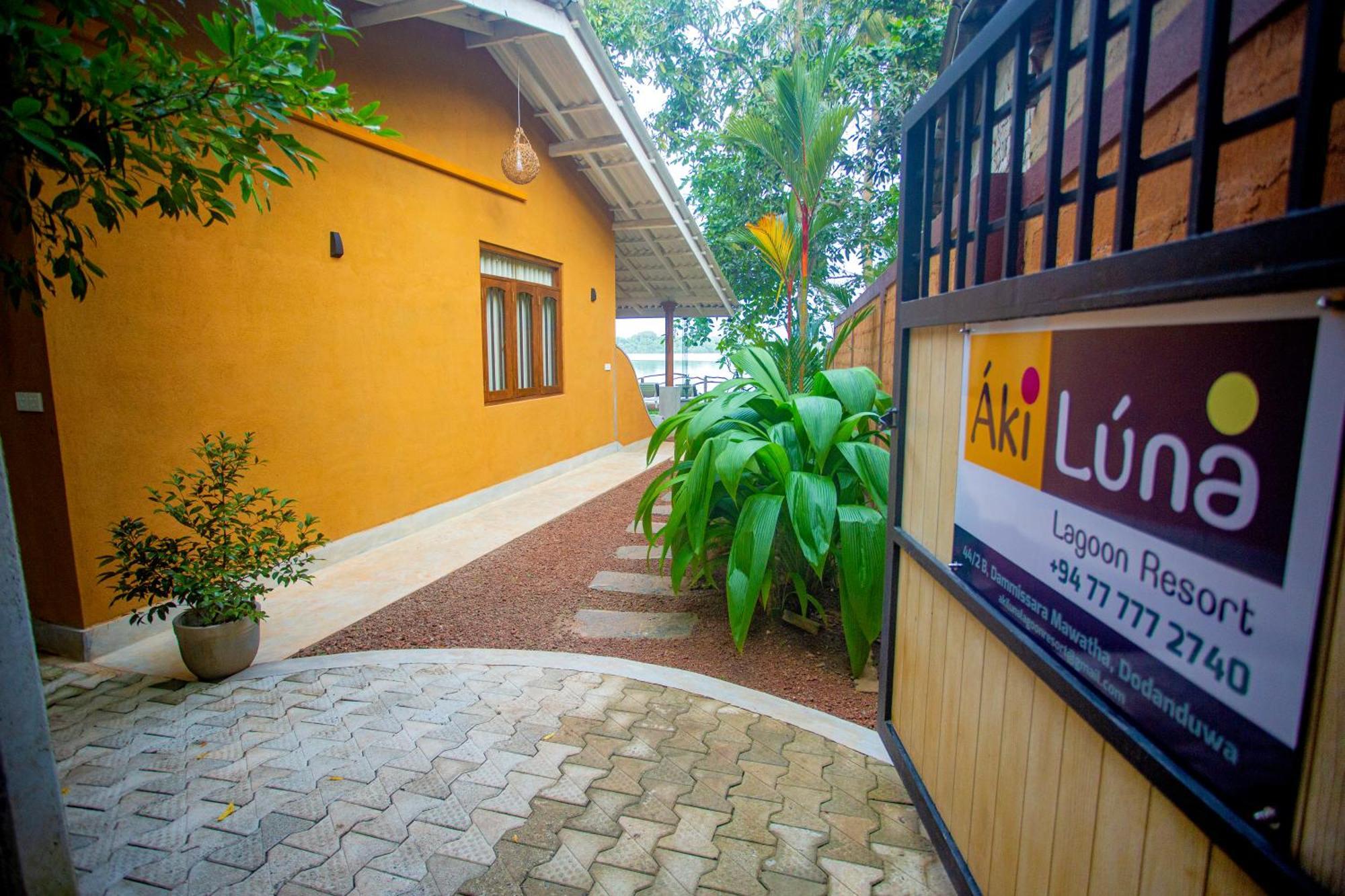 Aki Luna Lagoon Resort ヒッカドゥワ エクステリア 写真